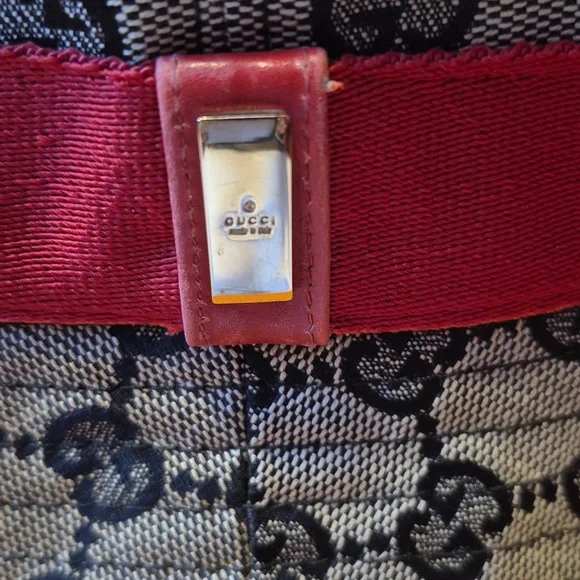 Gucci Black and Burgundy Monogram Bucket Hat - Picture 3 of 7